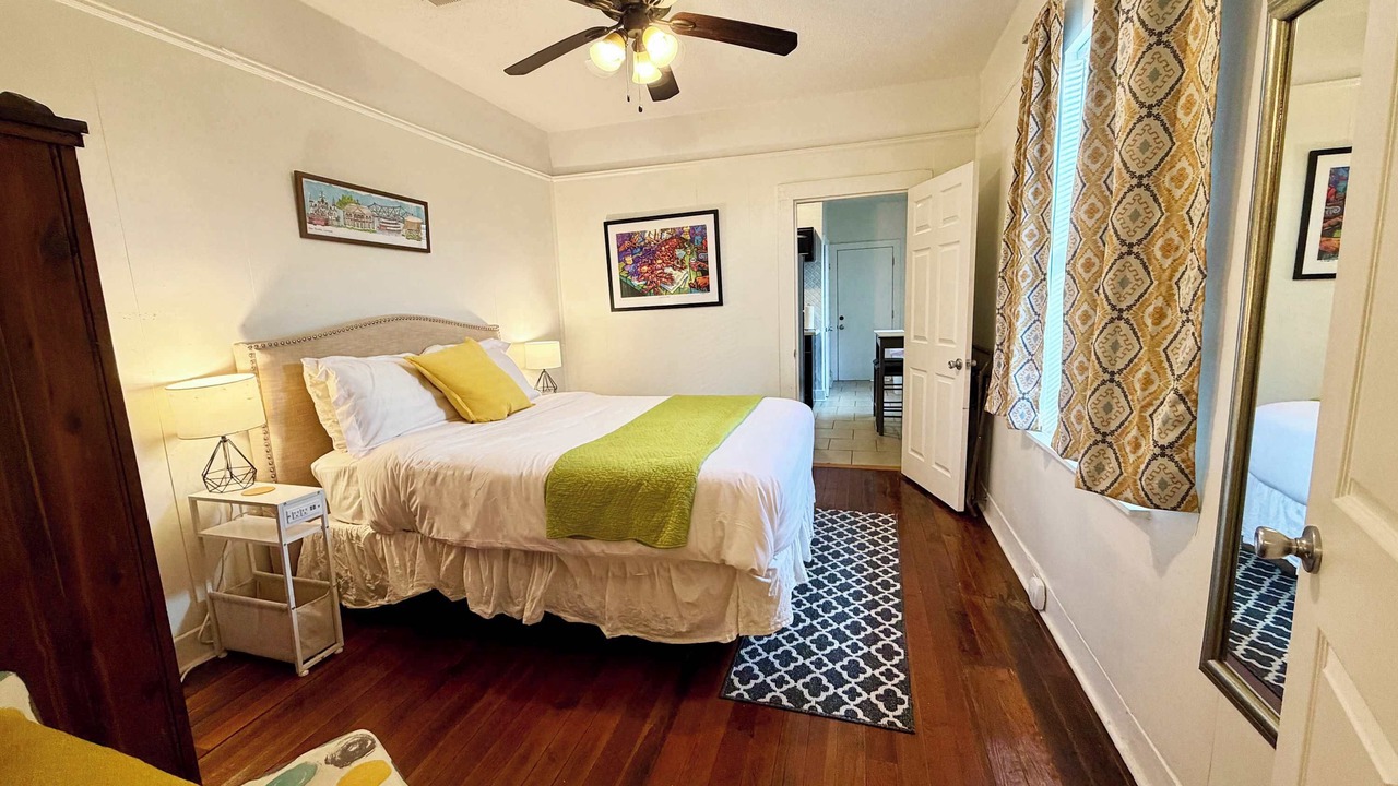 Photo of Bedroom in East Riverside