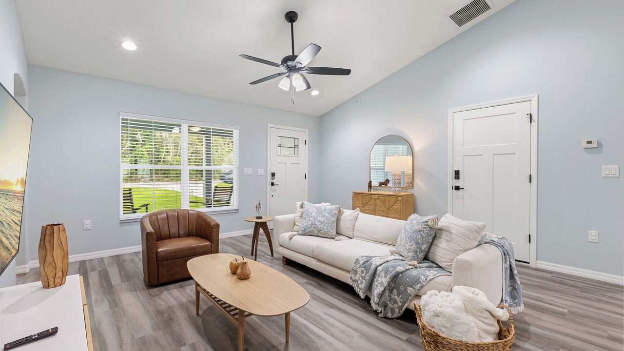 Photo of Livingroom in Fellowship