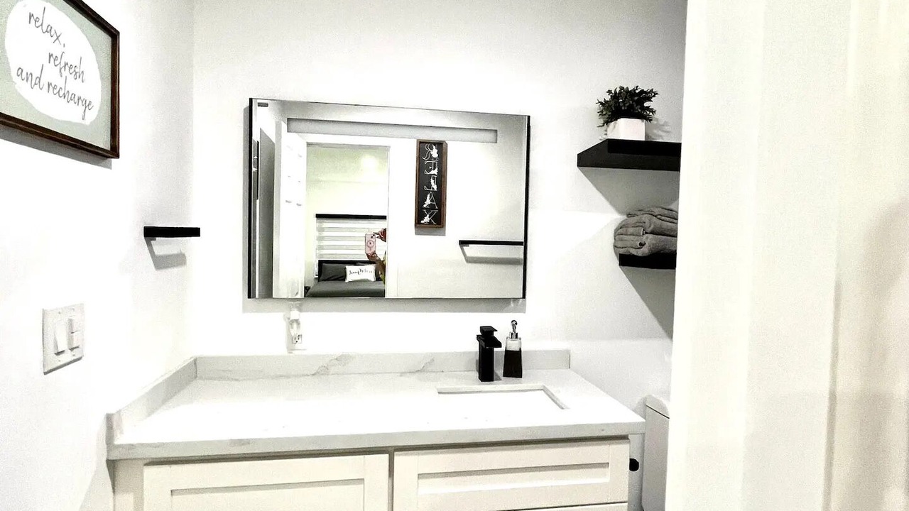Photo of Bathroom in Ludlam