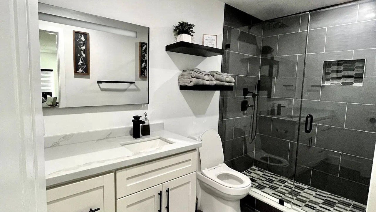 Photo of Bathroom in Ludlam