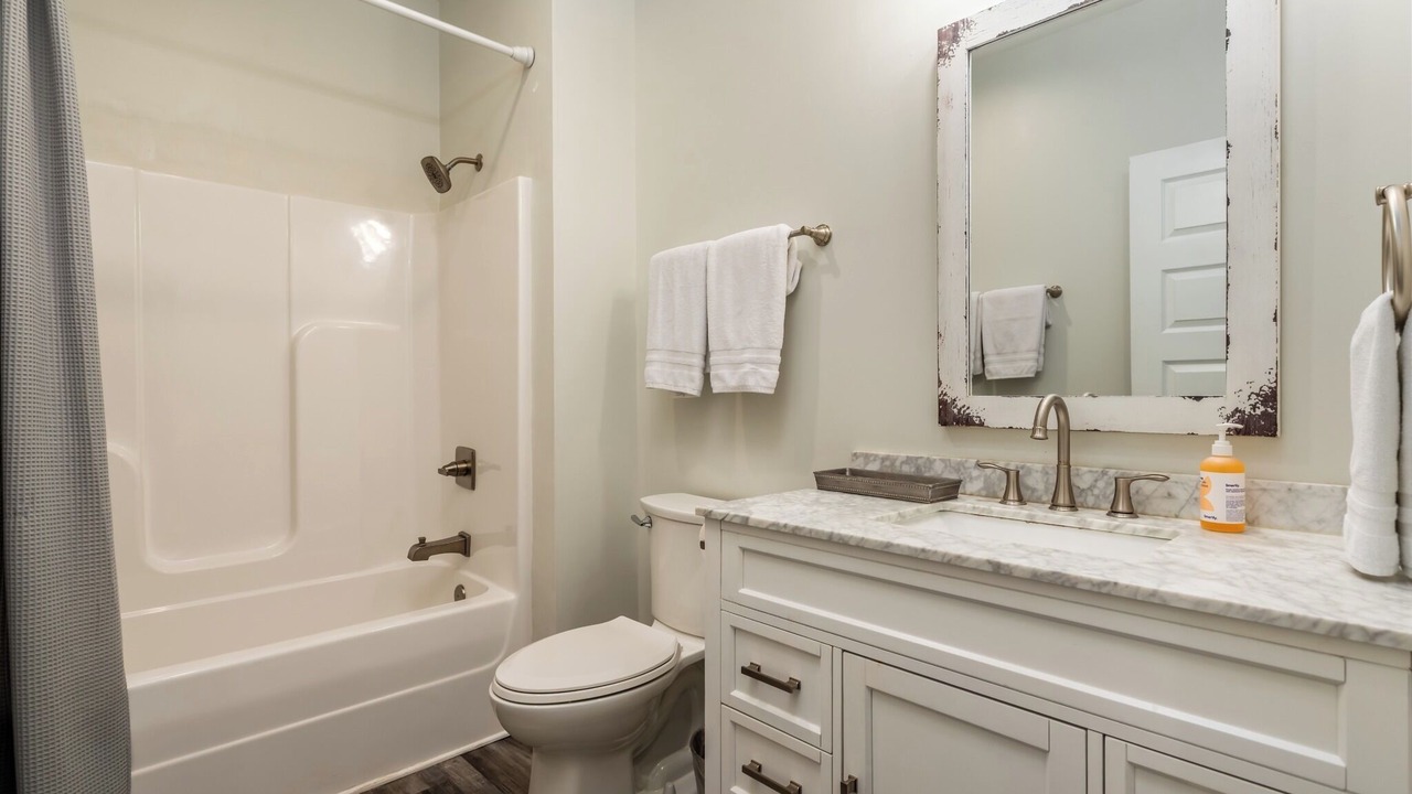 Photo of Bathroom in Silver Cay