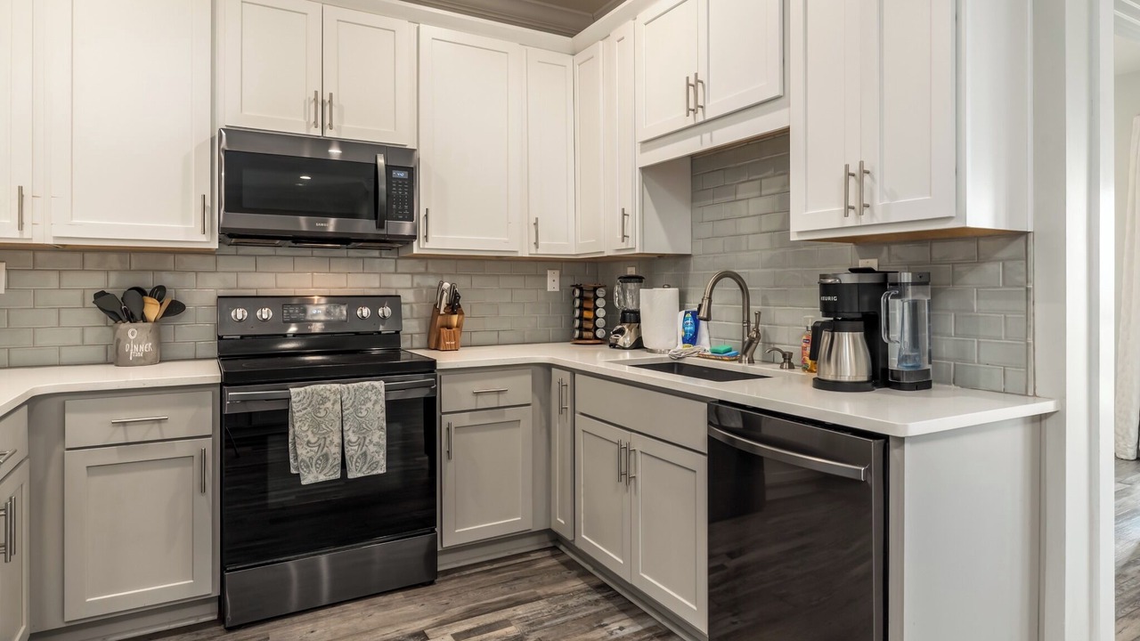 Photo of Kitchen in Silver Cay