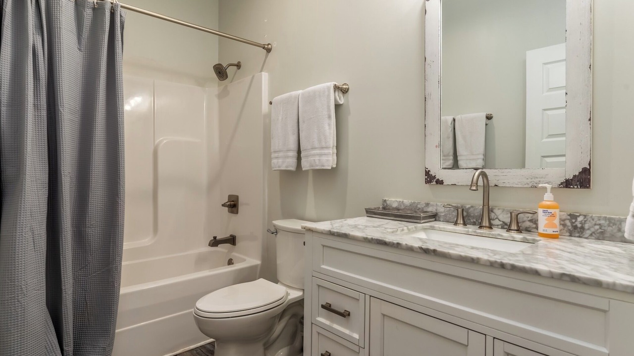 Photo of Bathroom in Silver Cay