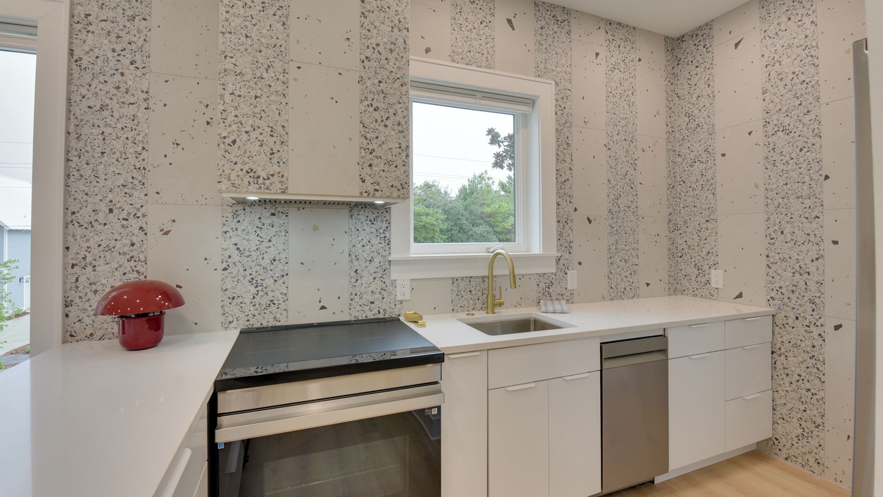 Photo of Kitchen in Dune Allen Beach