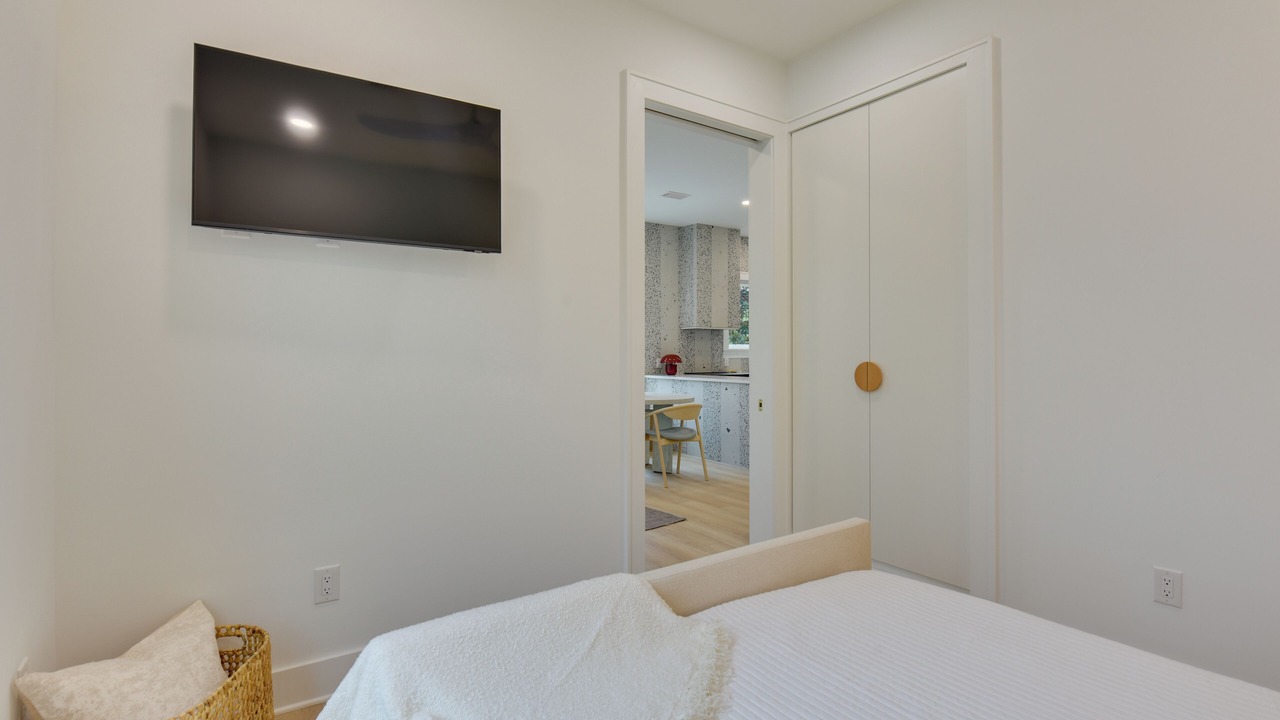 Photo of Bedroom in Dune Allen Beach