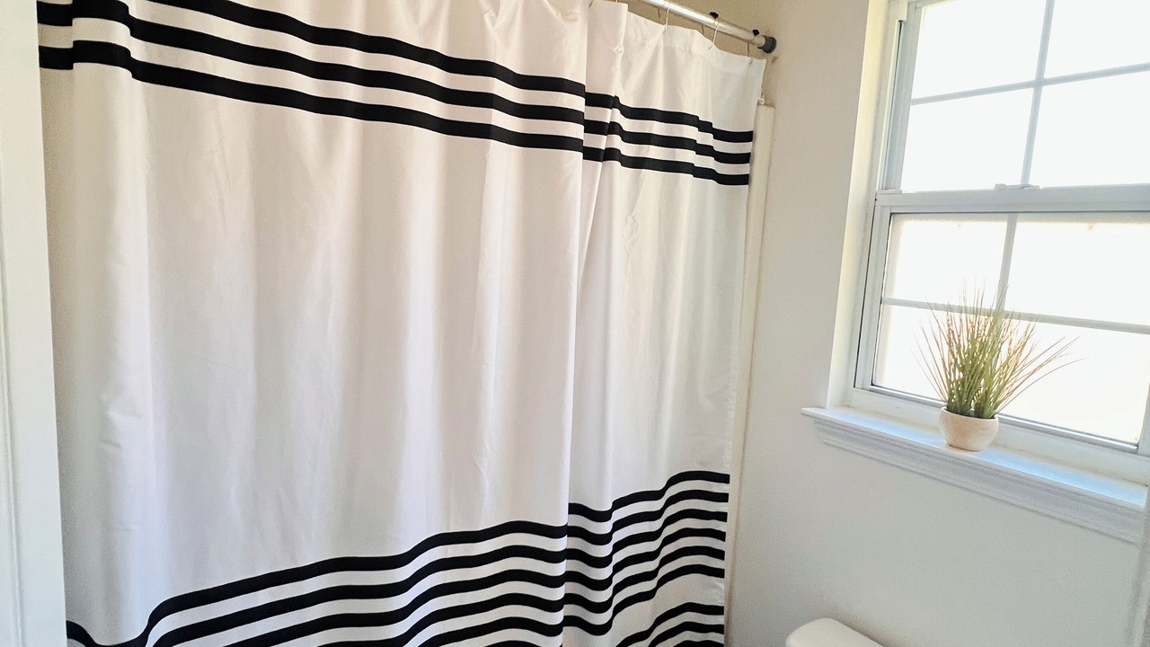 Photo of Bathroom in Niceville