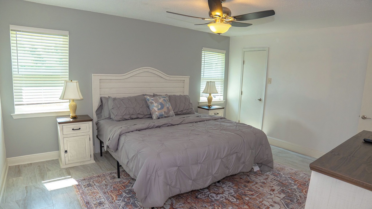 Photo of Bedroom in Kenner - Louis Armstrong International Airport