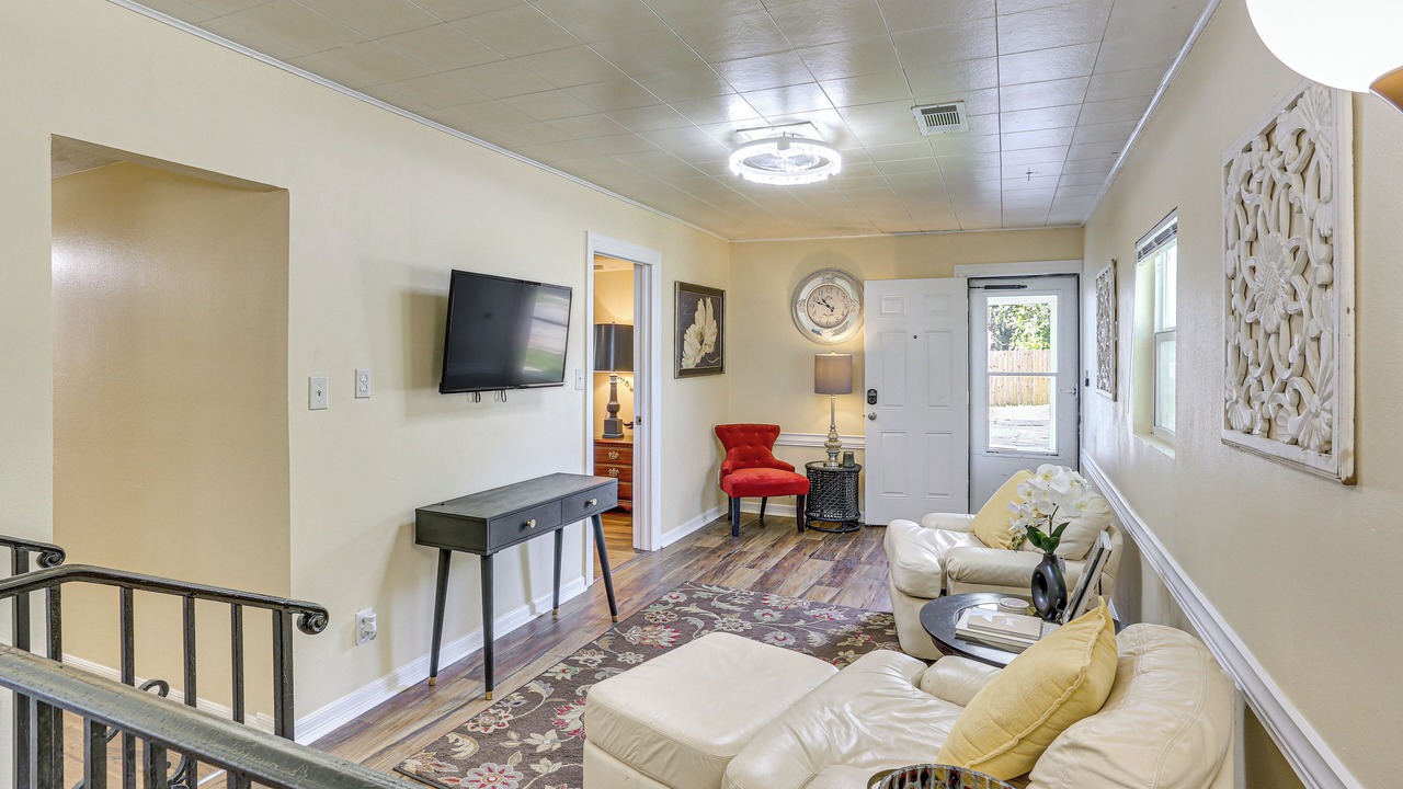 Photo of Livingroom in Lakeview  Jefferson County