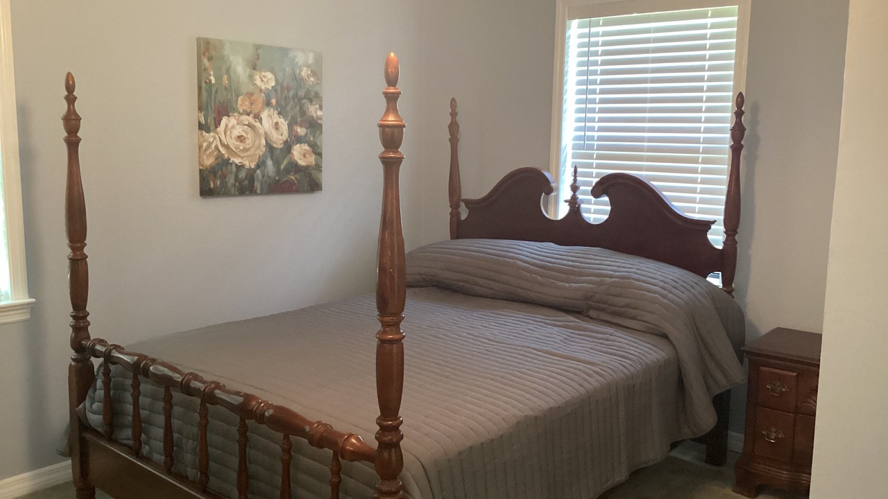 Photo of Bedroom in Rainsville
