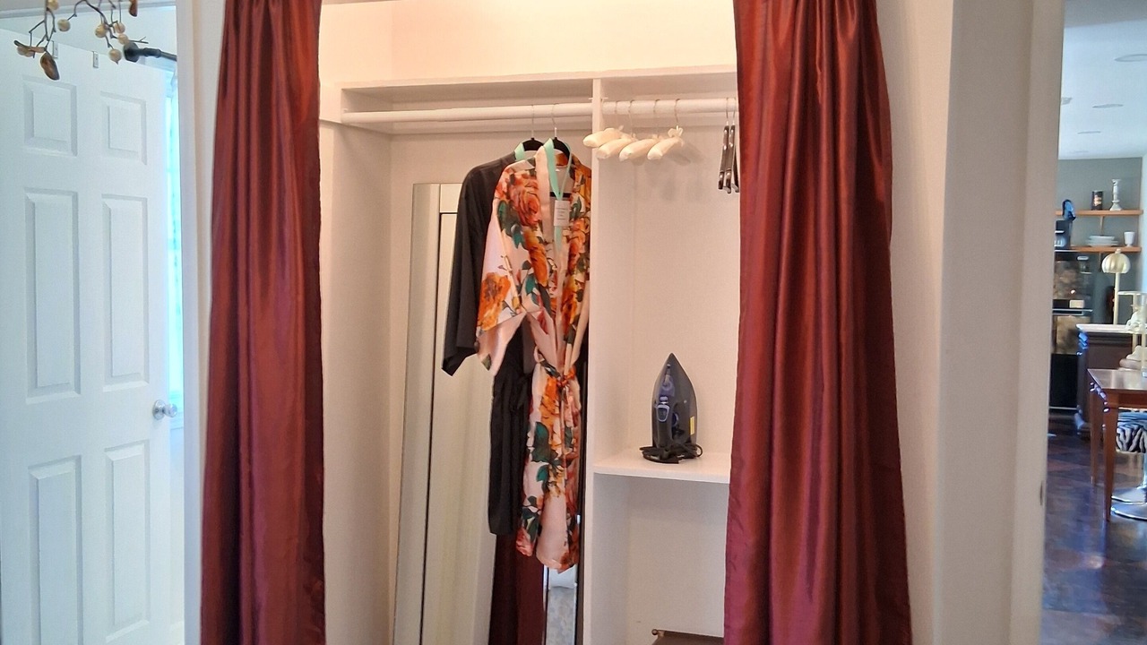 Photo of Bedroom in Broadmoor