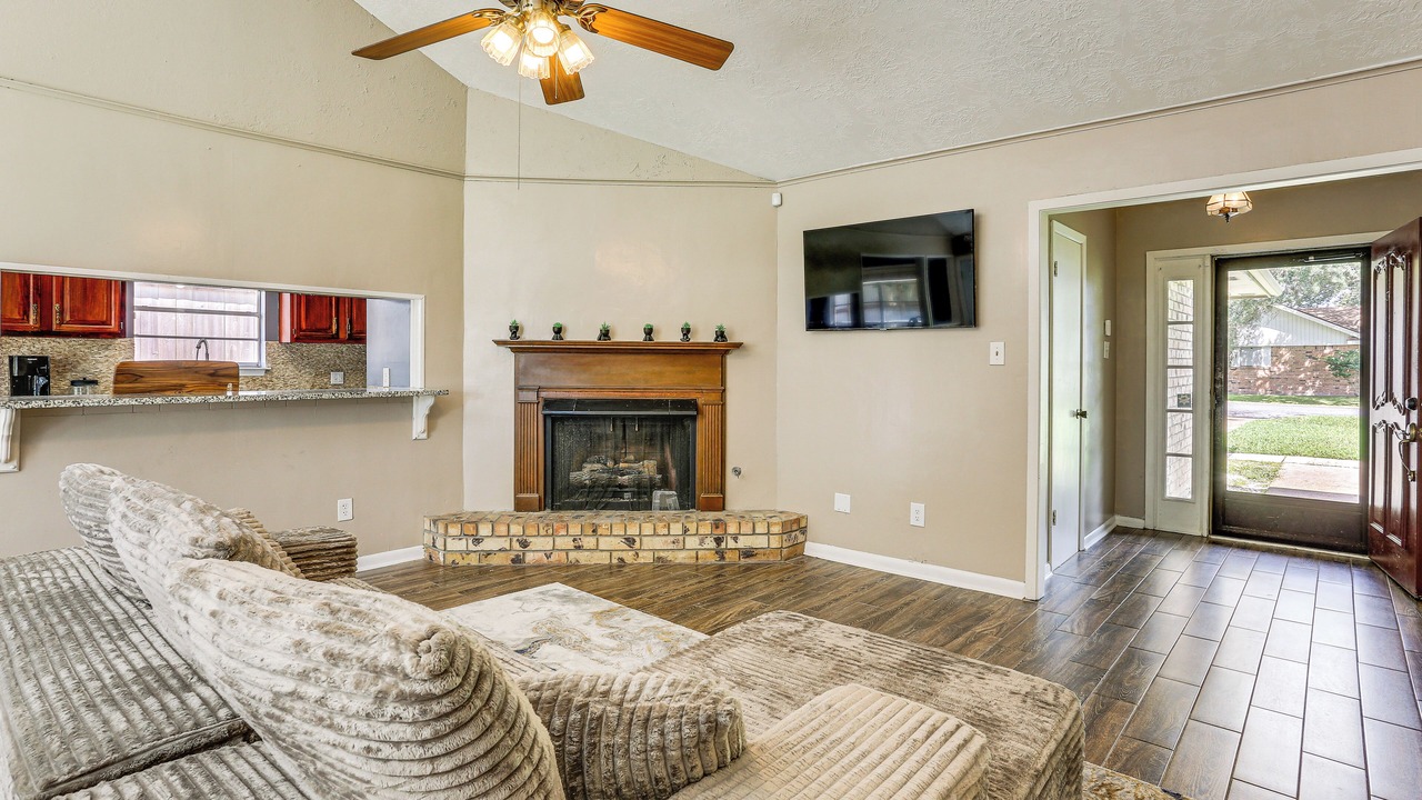 Photo of Bedroom in Lake Charles