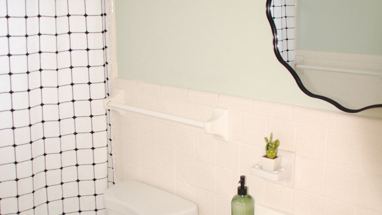 Photo of Bathroom in College Park