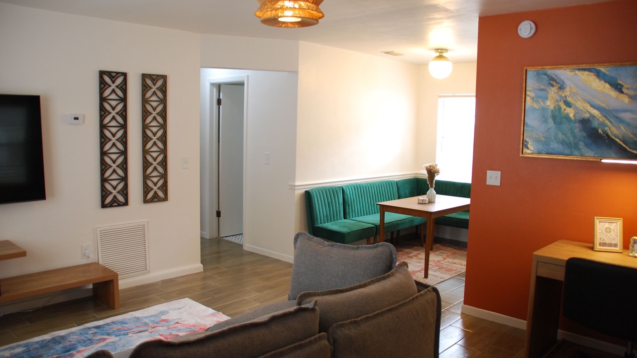 Photo of Livingroom in College Park