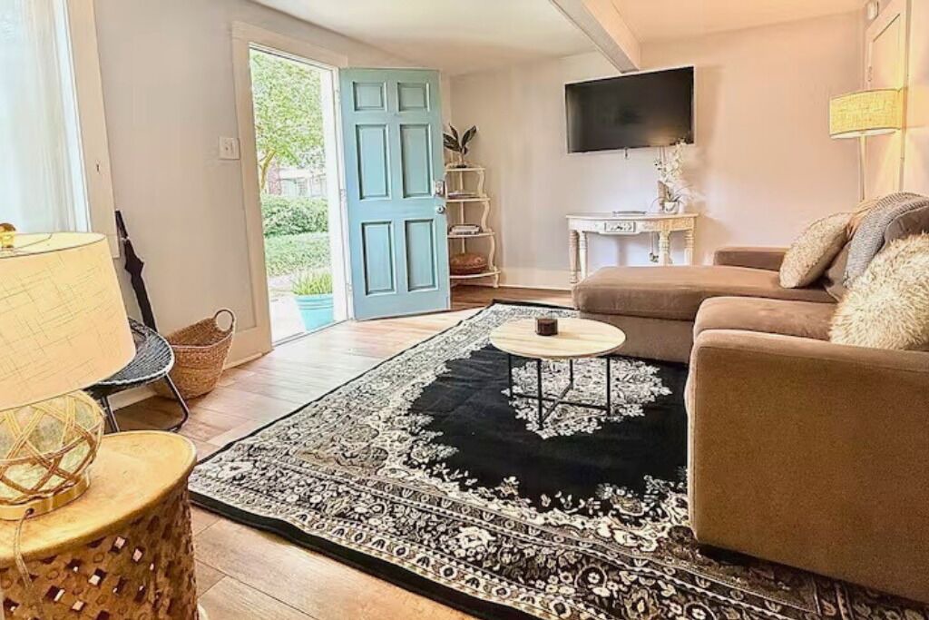 Photo of Livingroom in Marlyville - Fontainebleau