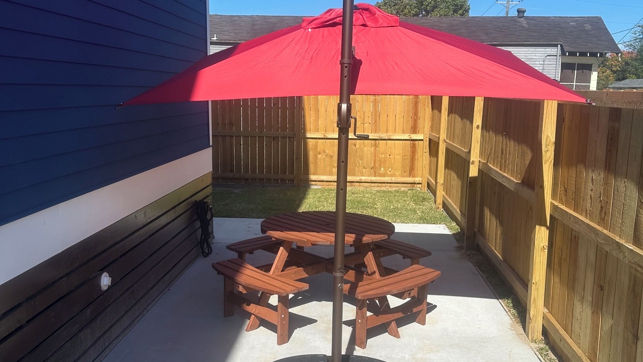 Photo of Outdoor in Holy Cross District
