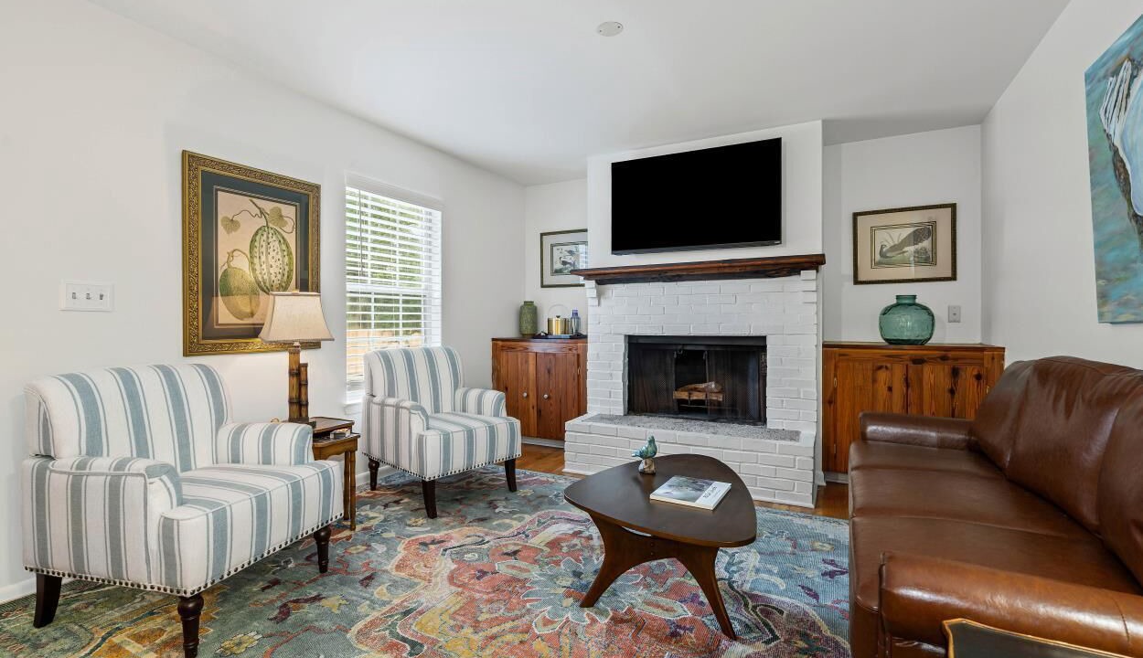 Photo of Livingroom in Point Clear