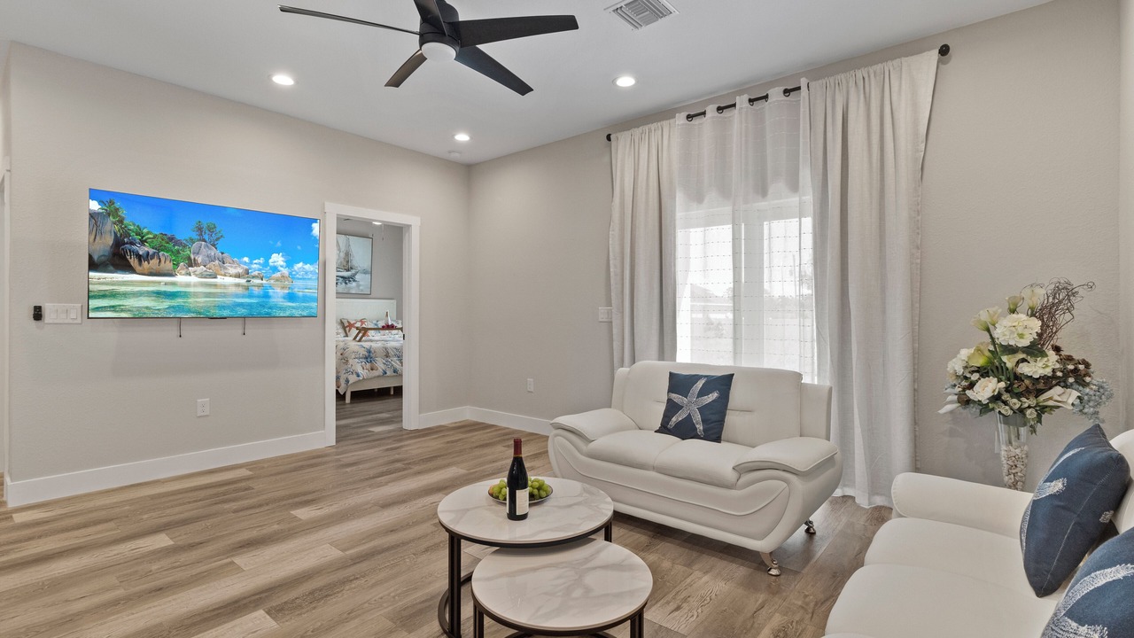 Photo of Livingroom in Port Charlotte