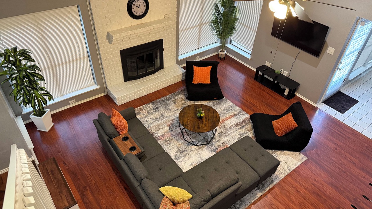 Photo of Livingroom in South Arlington