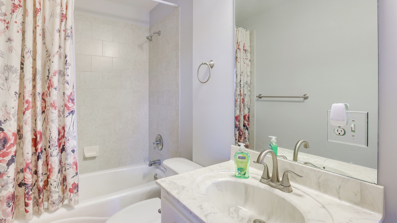 Photo of Bathroom in Tuscaloosa