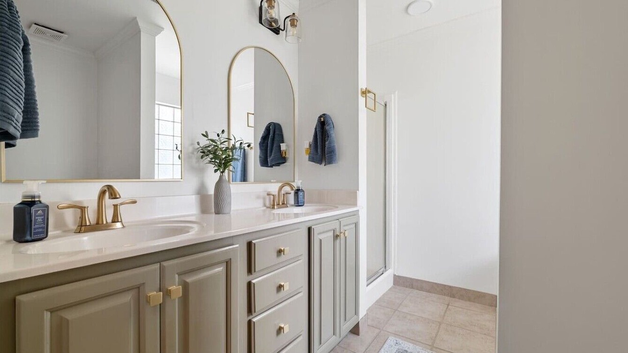 Photo of Bathroom in Hoover