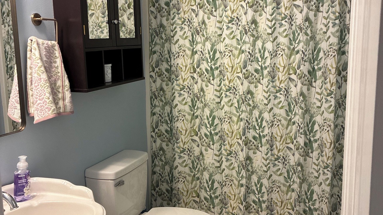 Photo of Bathroom in Waveland