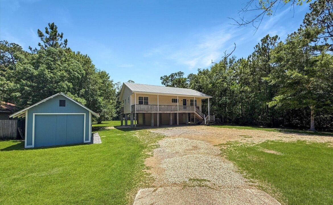 Photo of Outdoor in Waveland