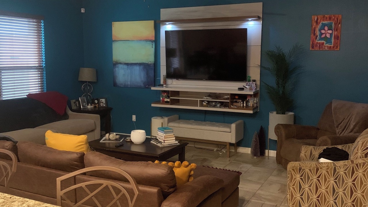 Photo of Livingroom in Crown Point