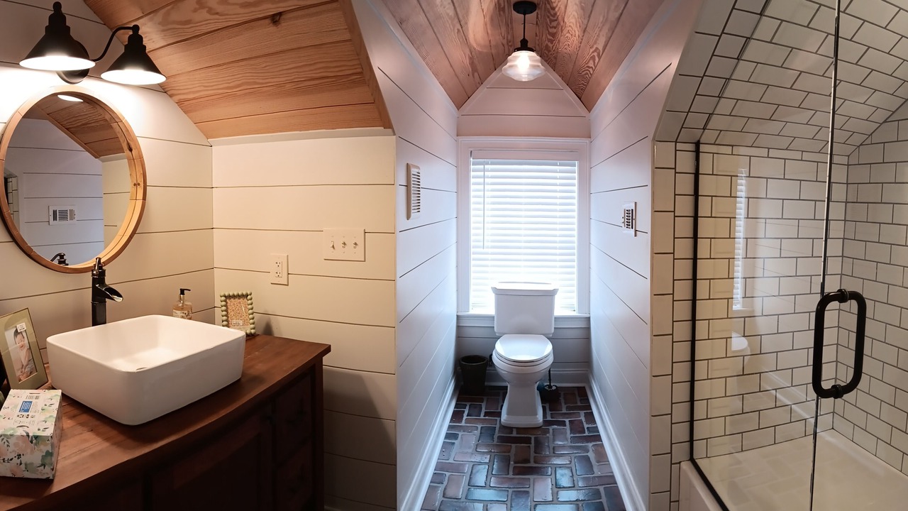 Photo of Bathroom in Water Valley