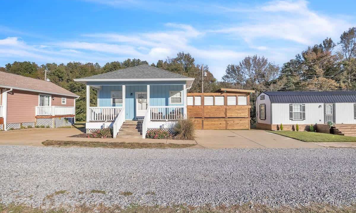 Photo of Outdoor in Starkville
