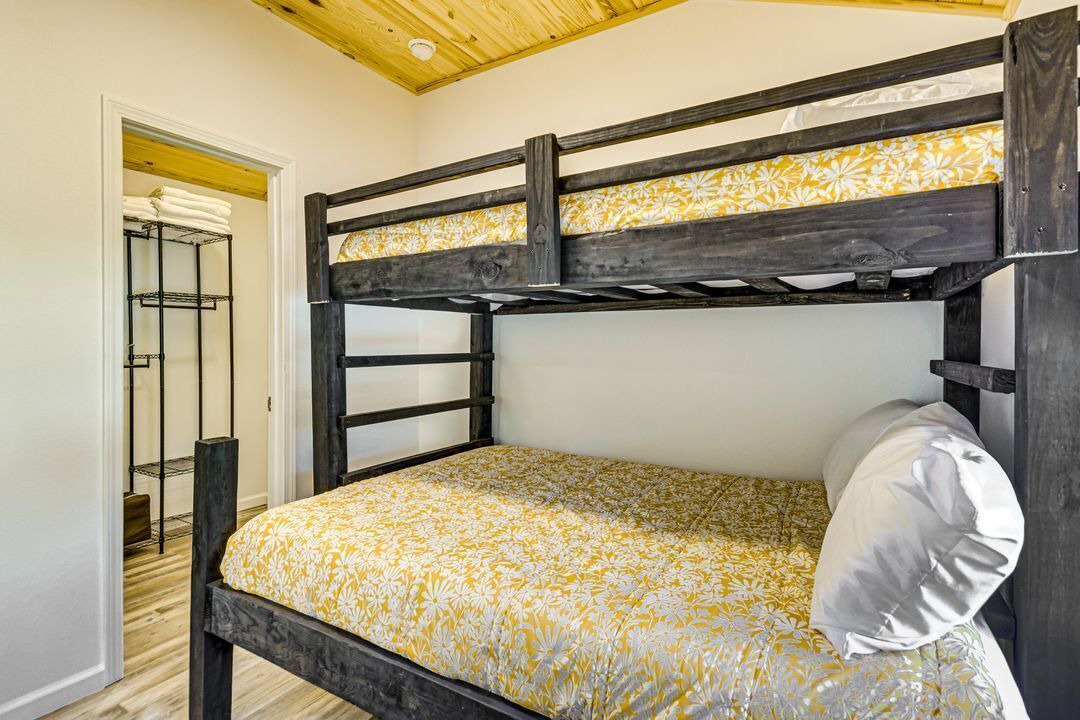 Photo of Bedroom in Lillian