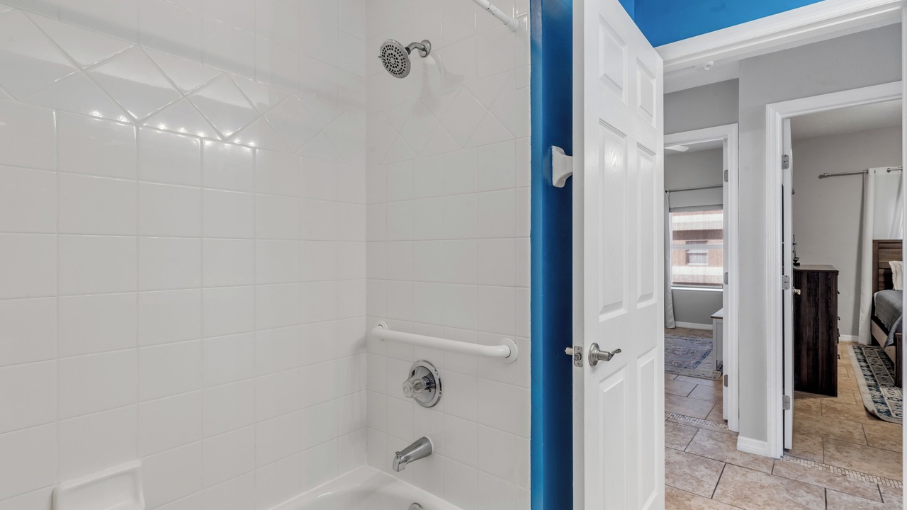 Photo of Bathroom in New Smyrna Beach
