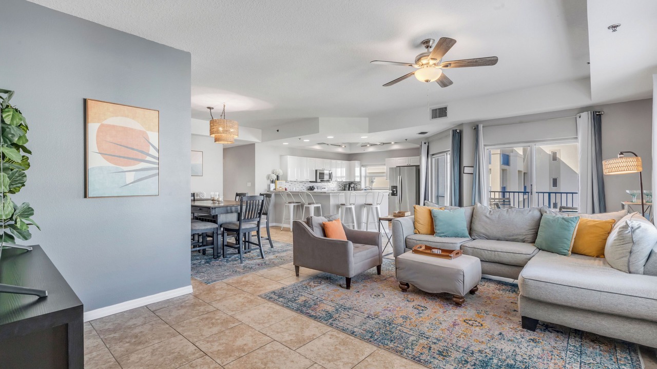 Photo of Livingroom in New Smyrna Beach