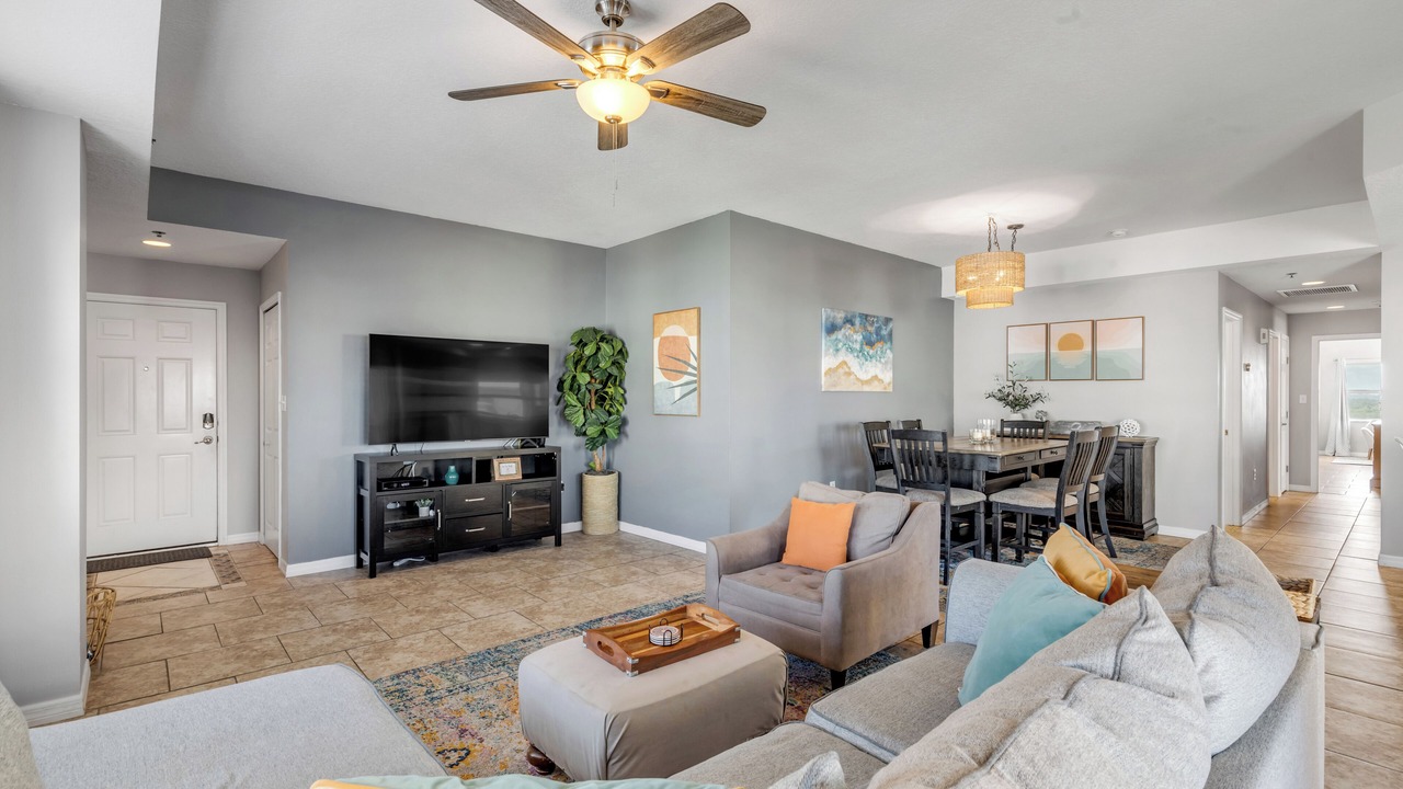 Photo of Livingroom in New Smyrna Beach