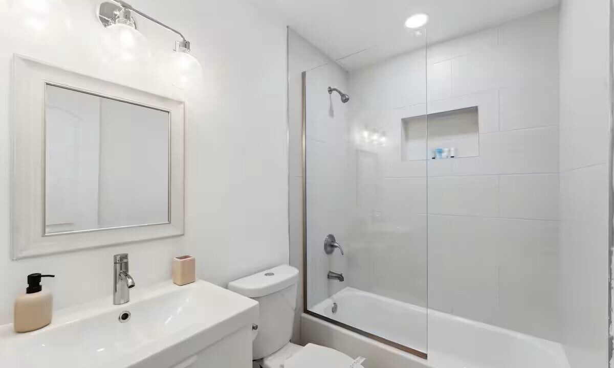 Photo of Bathroom in North Miami