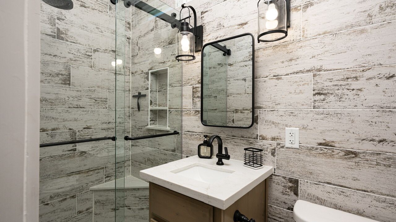 Photo of Bathroom in Port Bolivar