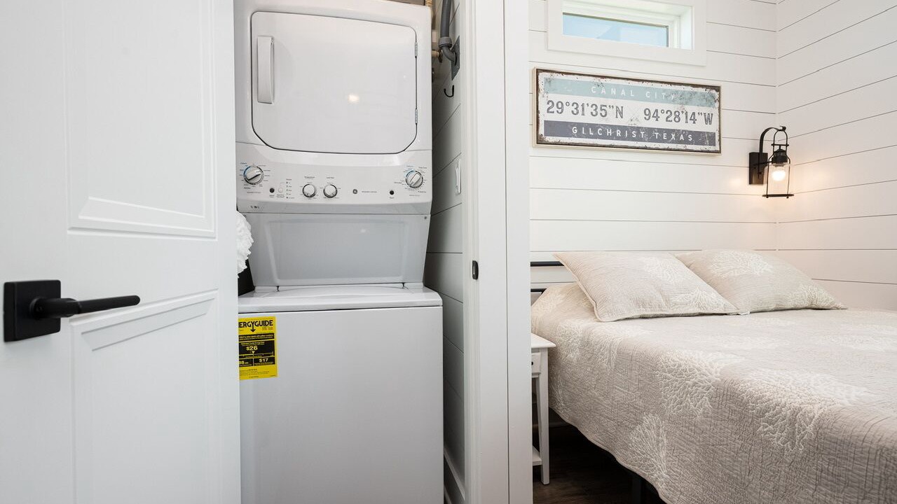 Photo of Bedroom in Port Bolivar