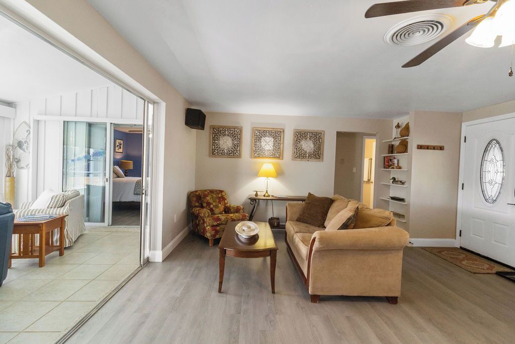 Photo of Livingroom in Port Charlotte