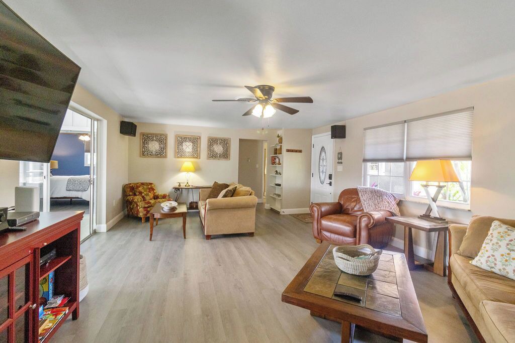 Photo of Livingroom in Port Charlotte