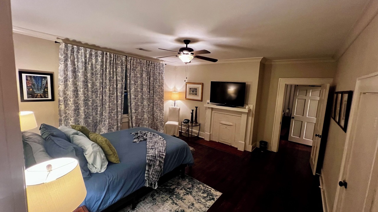 Photo of Bedroom in Hattiesburg