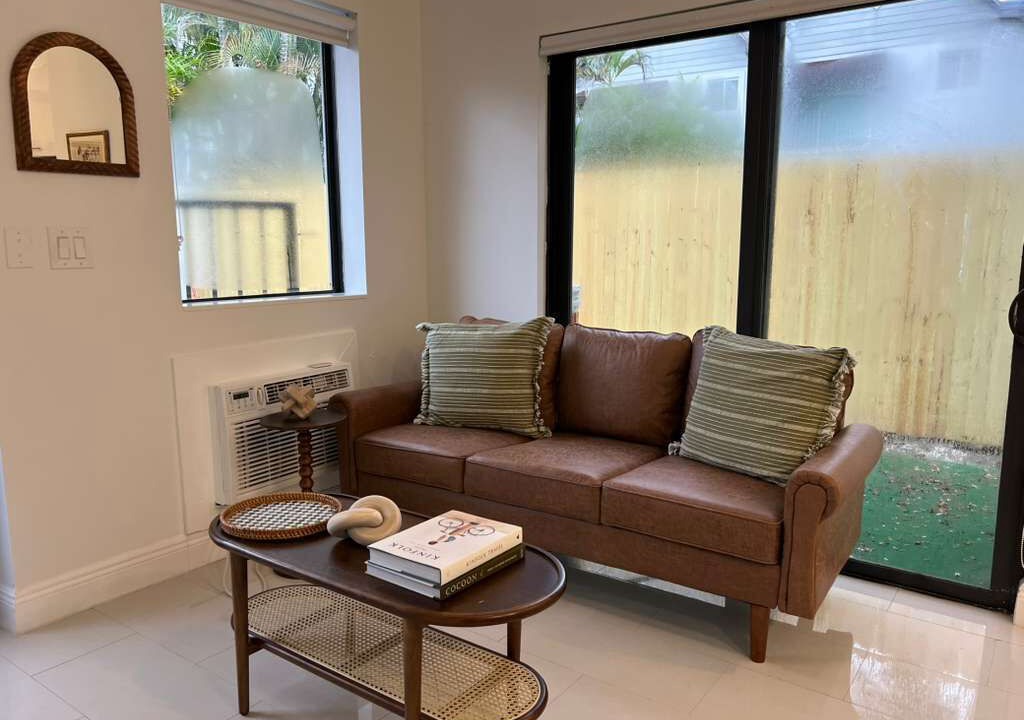 Photo of Livingroom in Beverly Heights