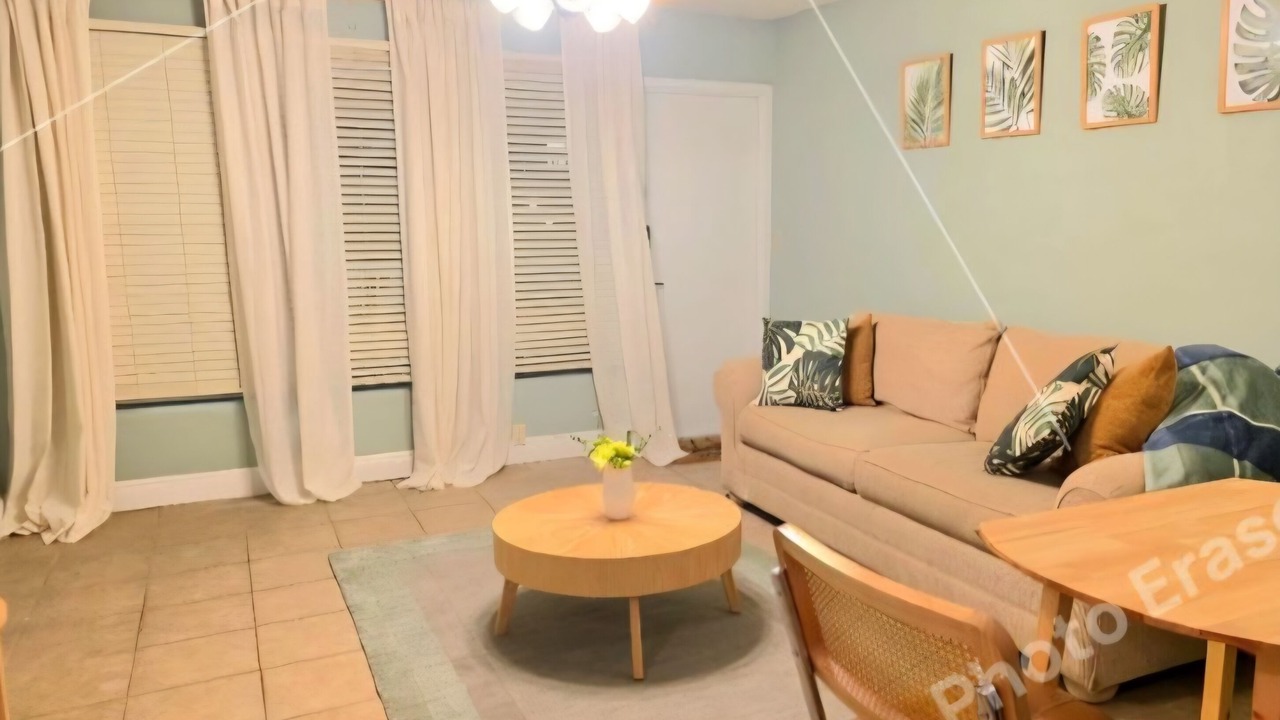 Photo of Livingroom in Silver Beach Park