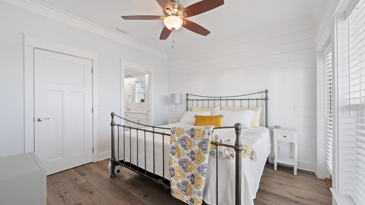 Photo of Bedroom in Fort Bay