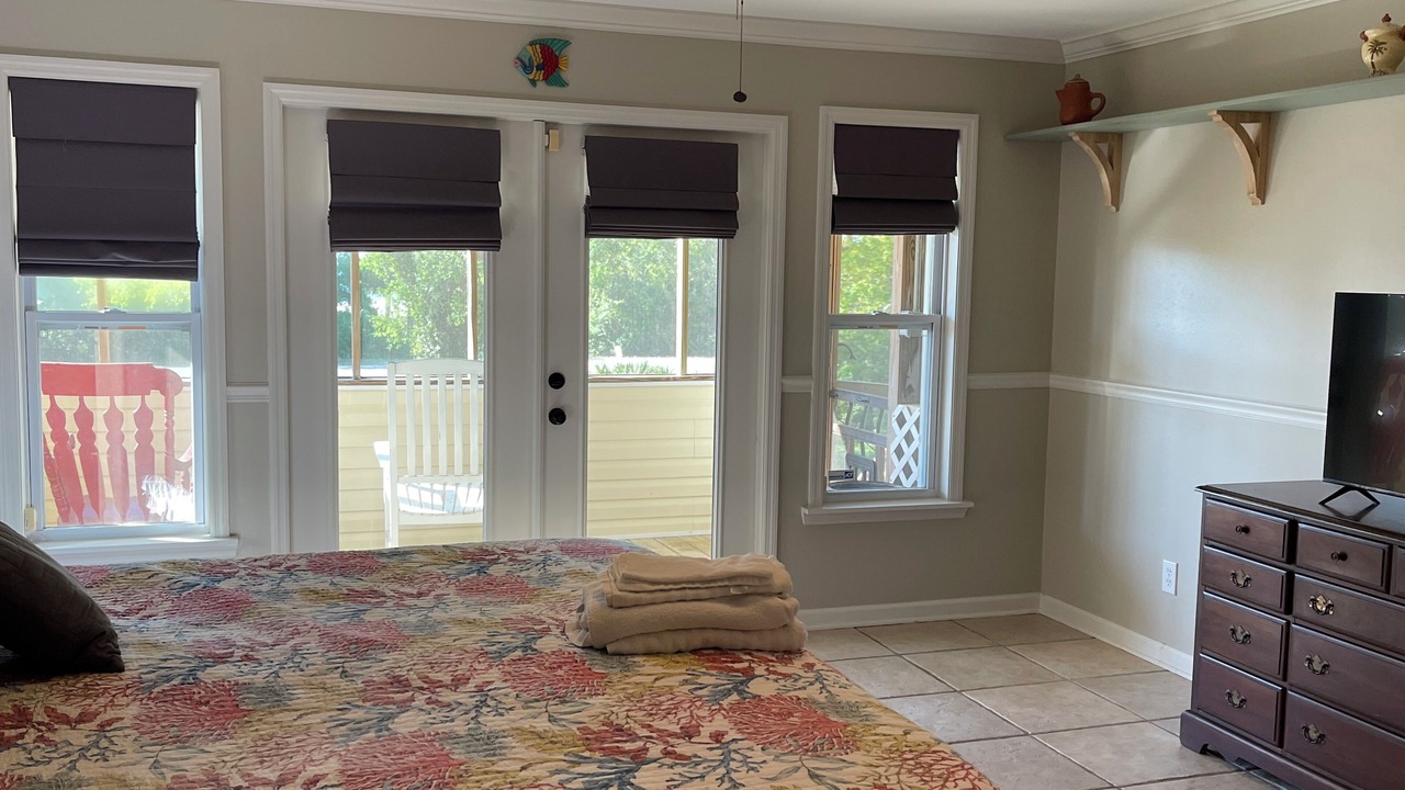 Photo of Bedroom in Carrabelle