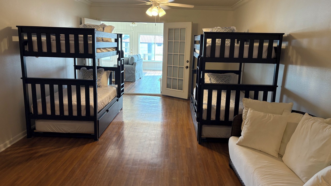 Photo of Bedroom in Jarreau