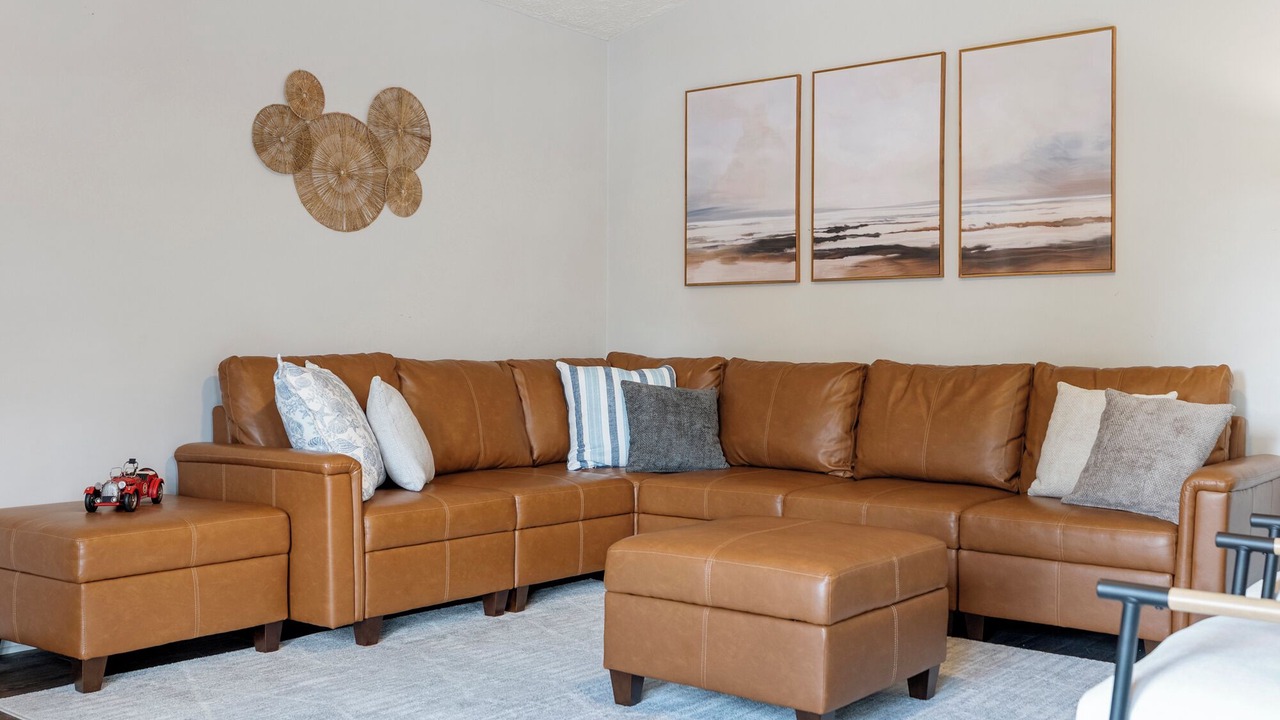 Photo of Livingroom in Upper Grand Lagoon