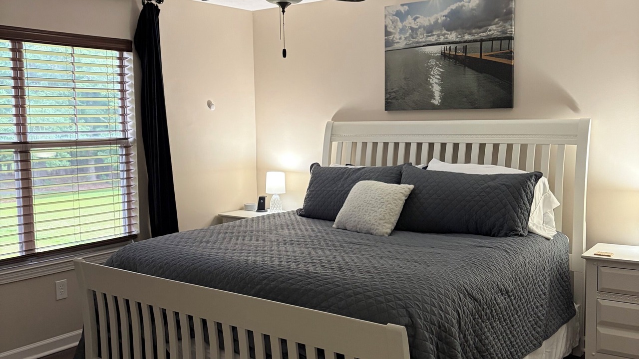 Photo of Bedroom in Dadeville