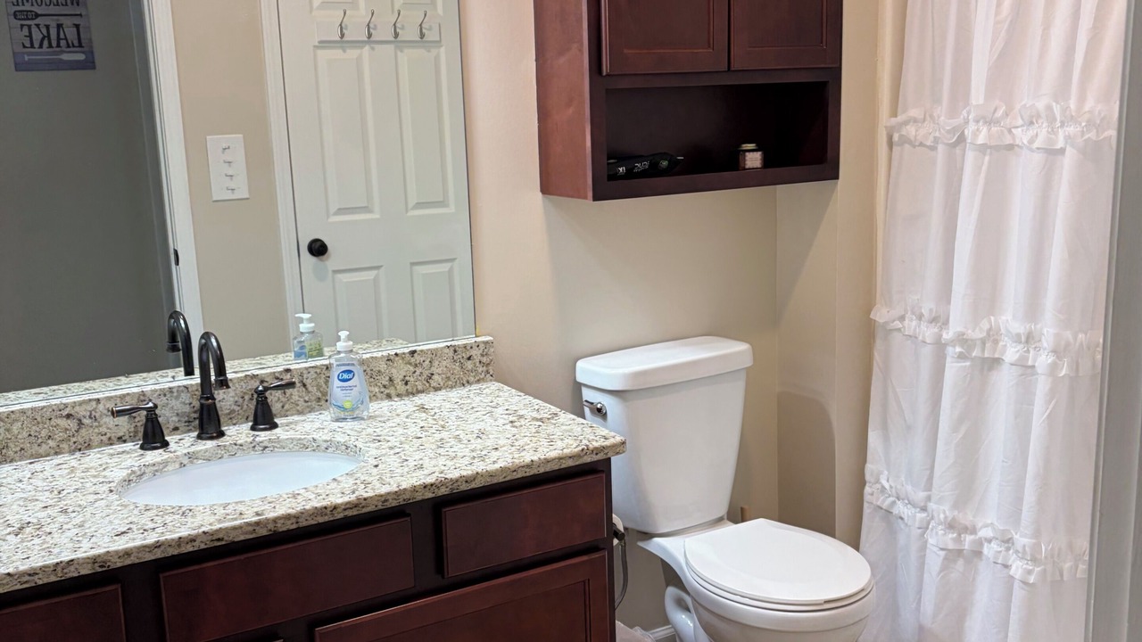 Photo of Bathroom in Dadeville