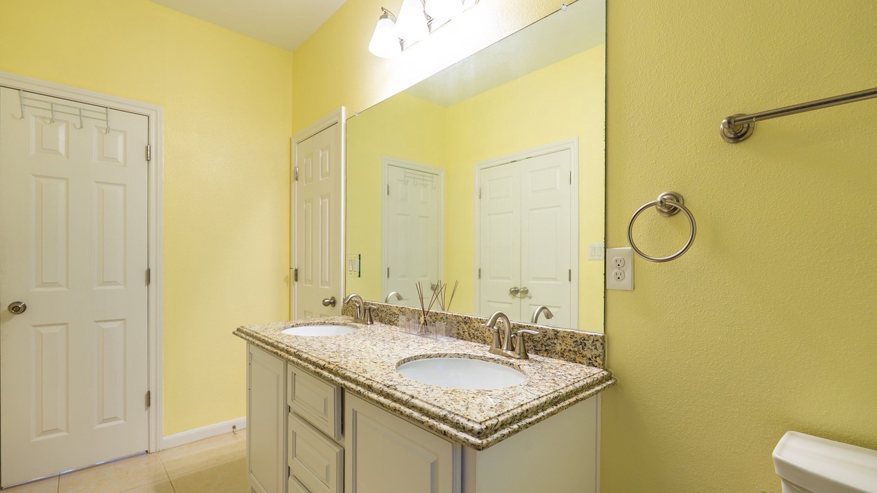 Photo of Bathroom in Port Bolivar