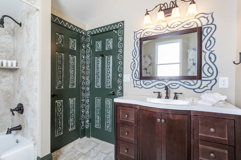 Photo of Bathroom in West Riverside