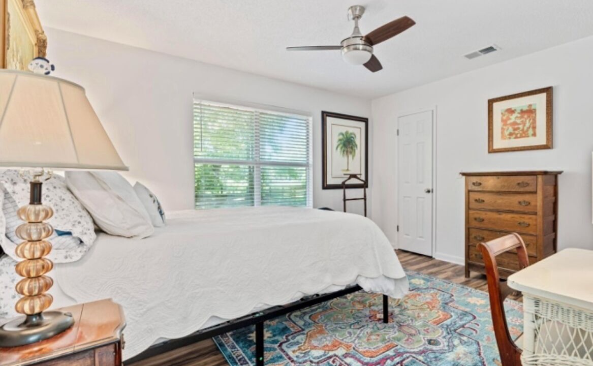 Photo of Bedroom in Point Clear